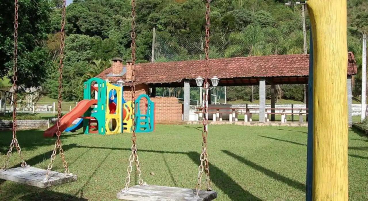 Appartamento Agradável Flat - Cavalinho Branco - Águas De Lindóia Esterno foto